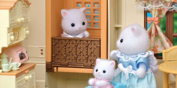 Sylvanian Families domeček s věží