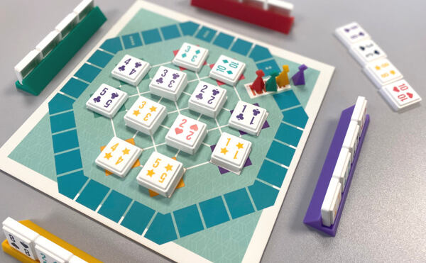 Společenská kombinační hra Kombi