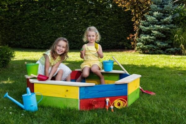 Woody pískoviště dřevěné barevné